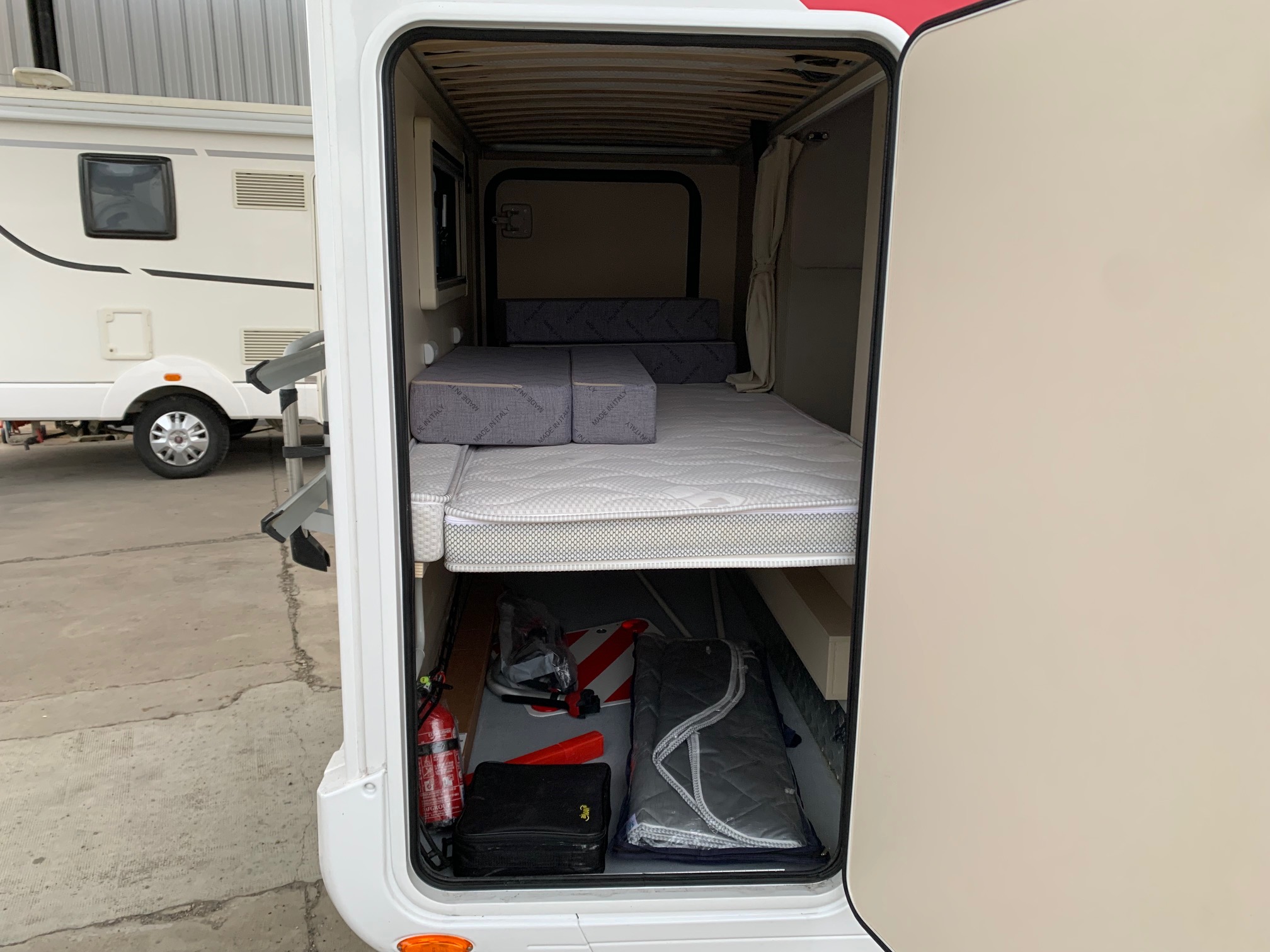 Rimor Seal 9 2022 Lits Superpos s Double Dinette Camping Car Conseil