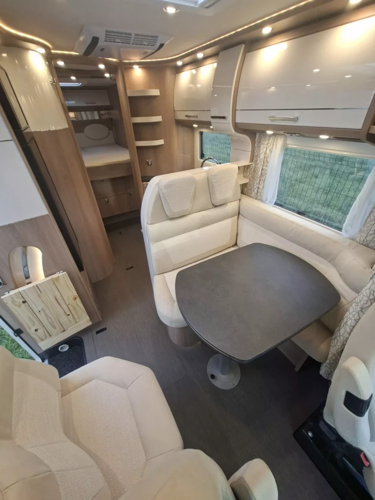 WhatsApp Image 2025-10-24 at 18.50.17 (1)