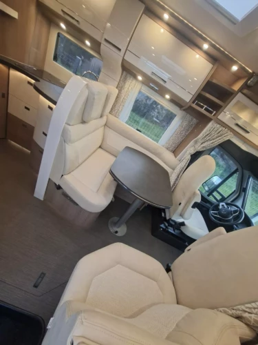 WhatsApp Image 2025-10-24 at 18.50.17