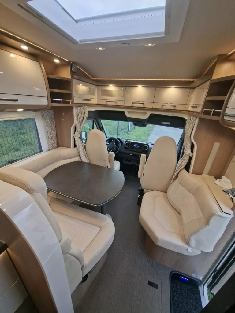 WhatsApp Image 2025-10-24 at 18.50.18