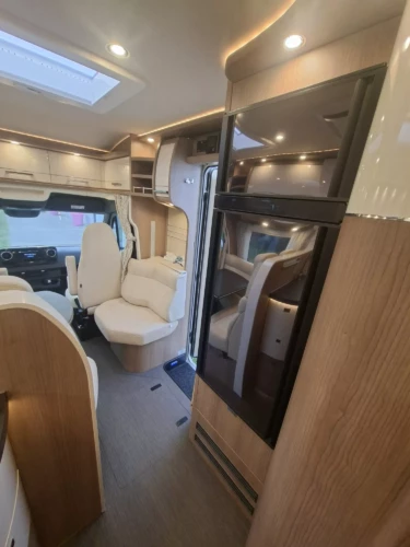 WhatsApp Image 2025-10-24 at 18.50.23