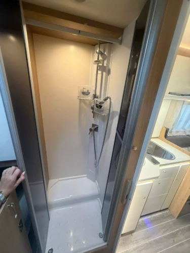 WhatsApp Image 2025-11-13 at 16.12.43 (5)