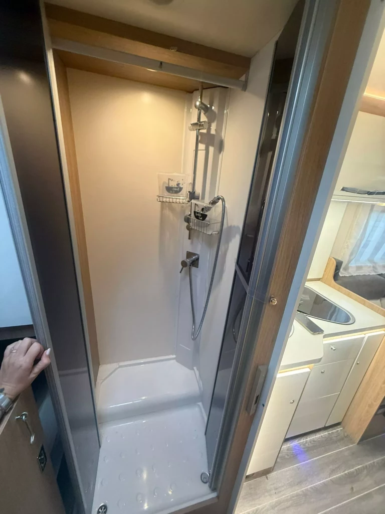 WhatsApp Image 2025-11-13 at 16.12.43 (5)