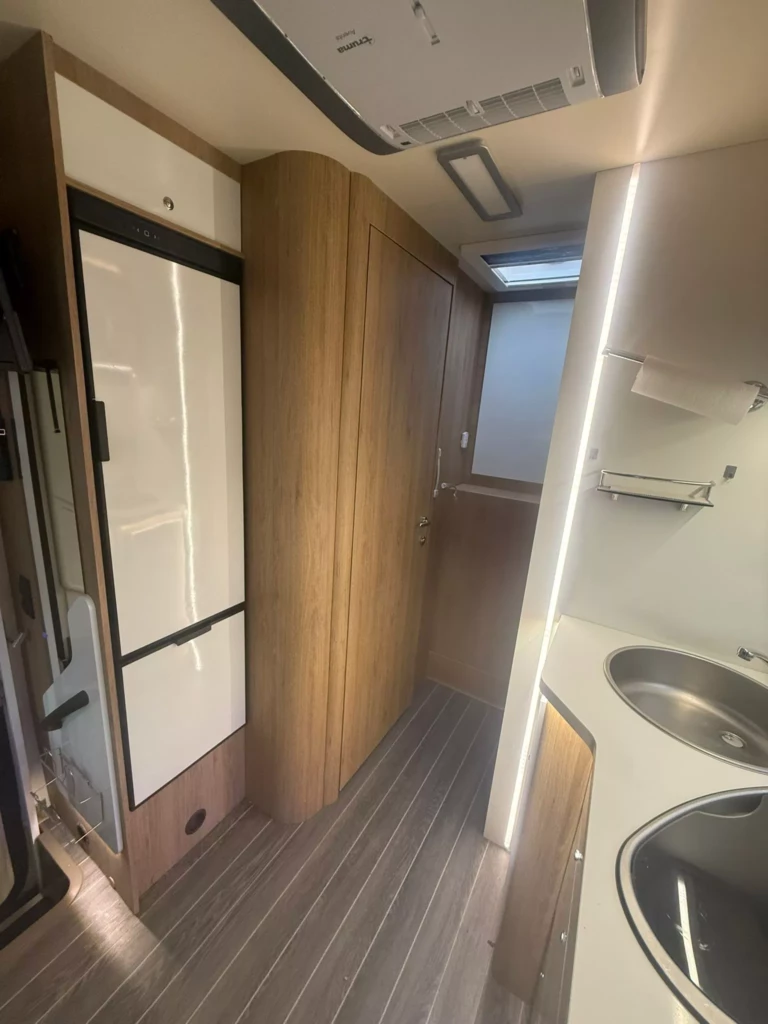 WhatsApp Image 2025-11-13 at 16.12.59 (2)