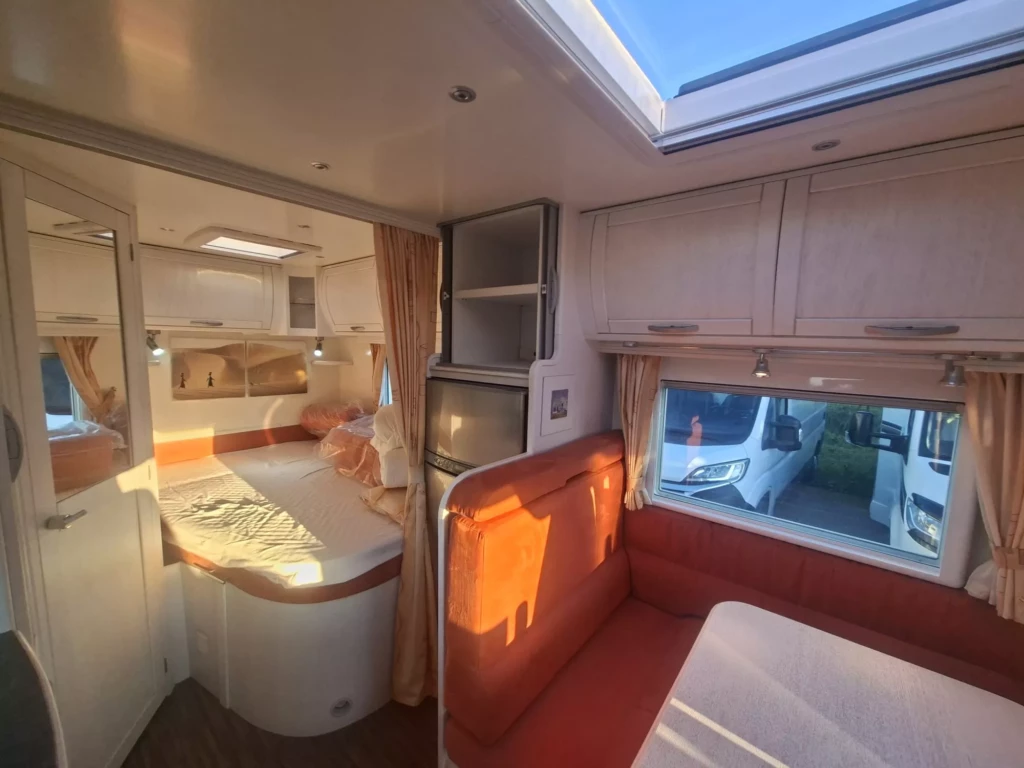 WhatsApp Image 2025-11-27 at 16.58.51 (1)