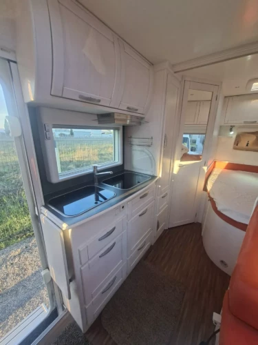 WhatsApp Image 2025-11-27 at 16.58.52