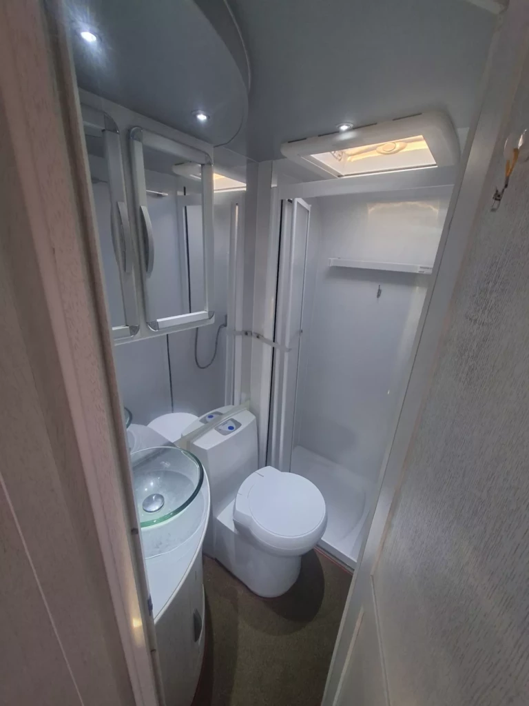 WhatsApp Image 2025-11-27 at 16.58.54